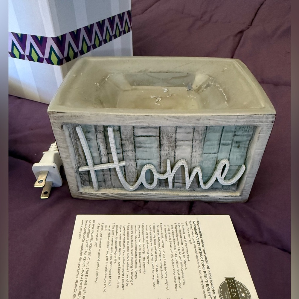 Scentsy Wax Warmer Wherever I’m With You (Home)